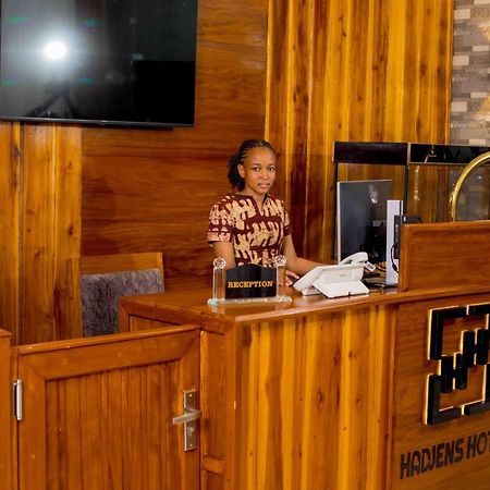 Hadjens Hotel Mwanza Esterno foto
