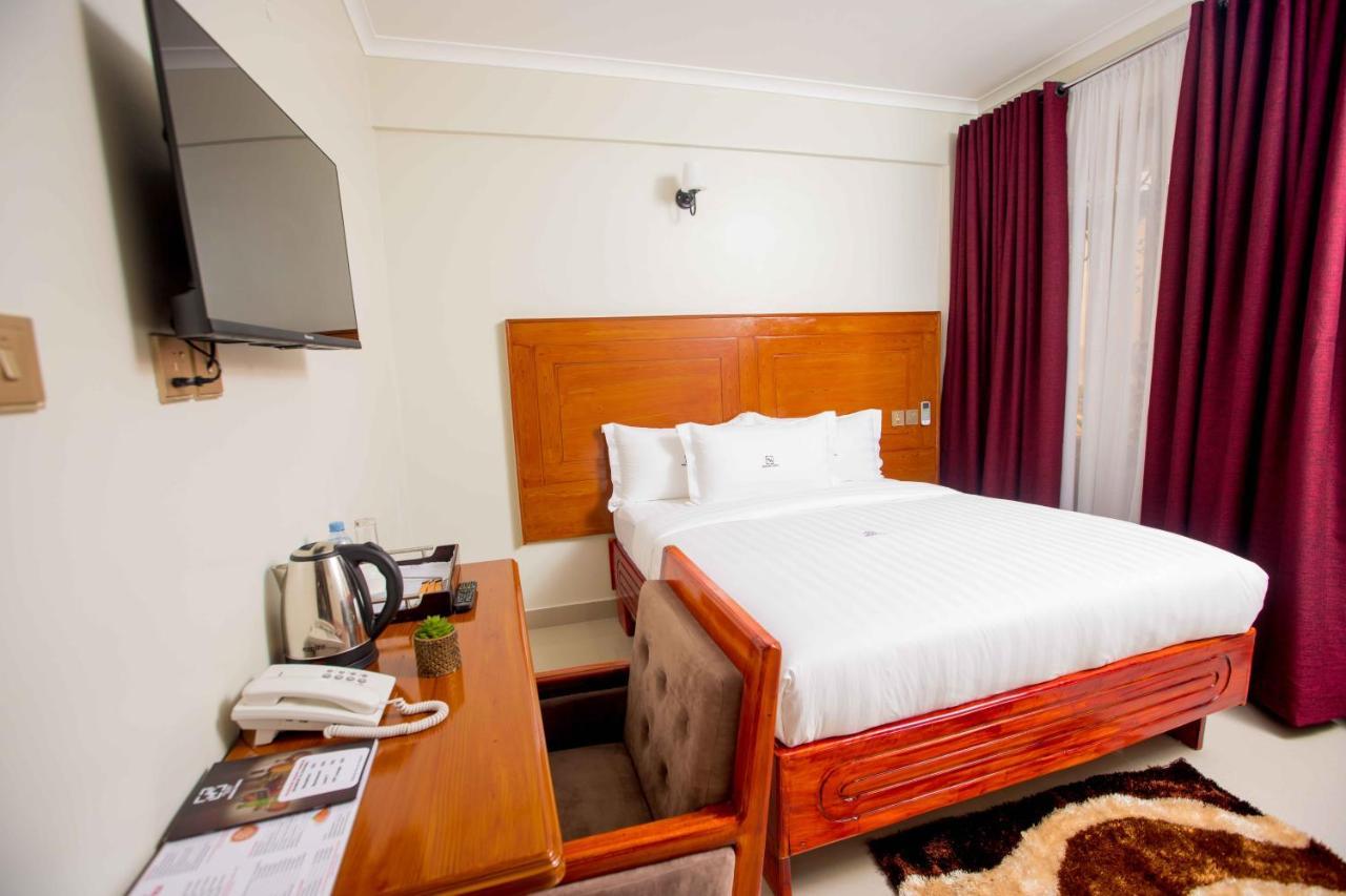 Hadjens Hotel Mwanza Esterno foto